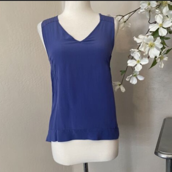 $2! 5 for $10 🔥Silence + Noise Blue 100% Silk Sleeveless Tank Sz M - Picture 1 of 8
